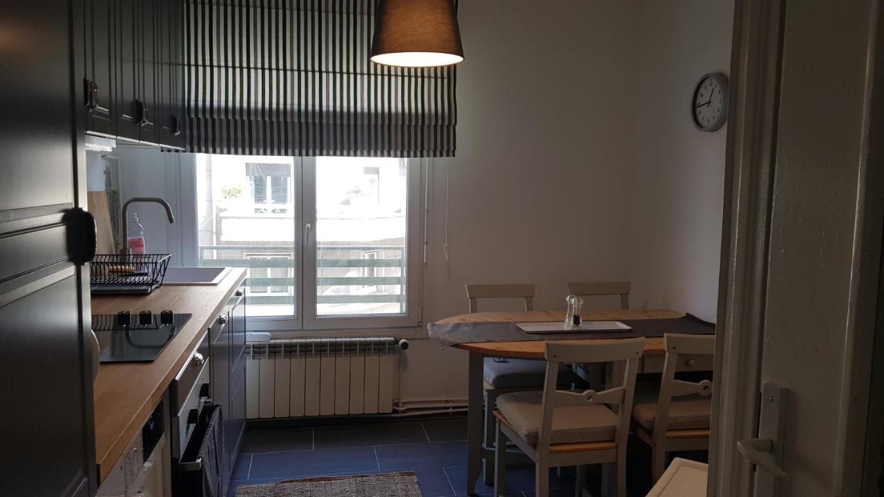 Superbe Appartement Au Hypercentre De Chambéry Exteriör bild